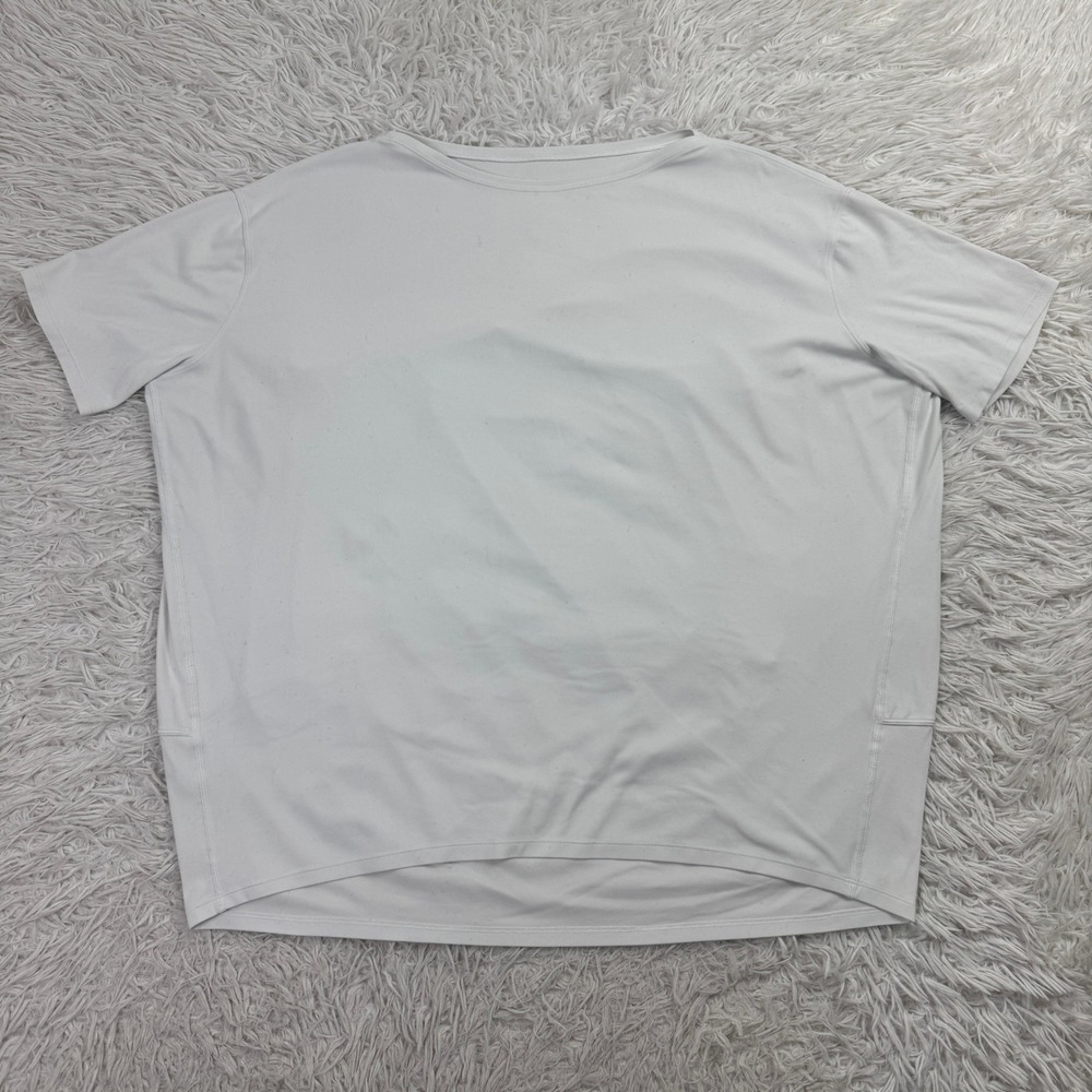 Lululemon Shirt Womens 12 White Back In Action Short Sleeve Tee Oversized Pima